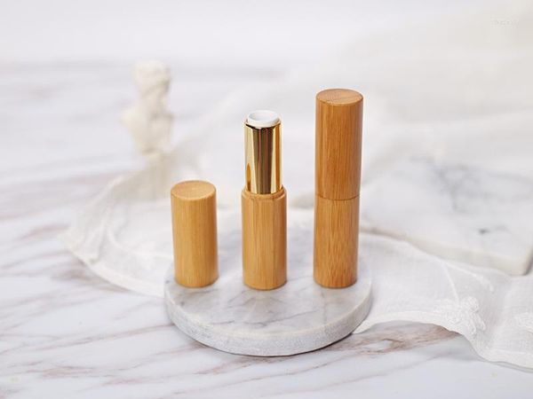 Garrafas de armazenamento 50pcs Bambu Tubo de batom vazio Lipbalm Case Interior DIA 12.1mm Pacote cosmético