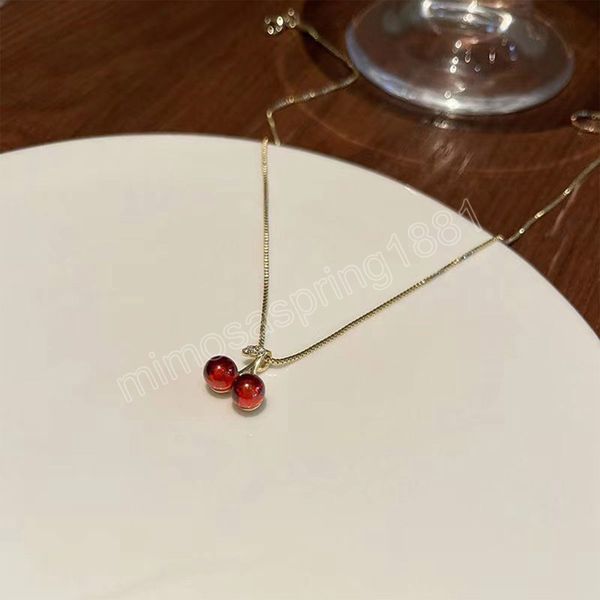 Collana con ciondolo color oro ciliegia rosso vino per le donne Collana alla moda di personalità Gioielli da sposa Regali di compleanno