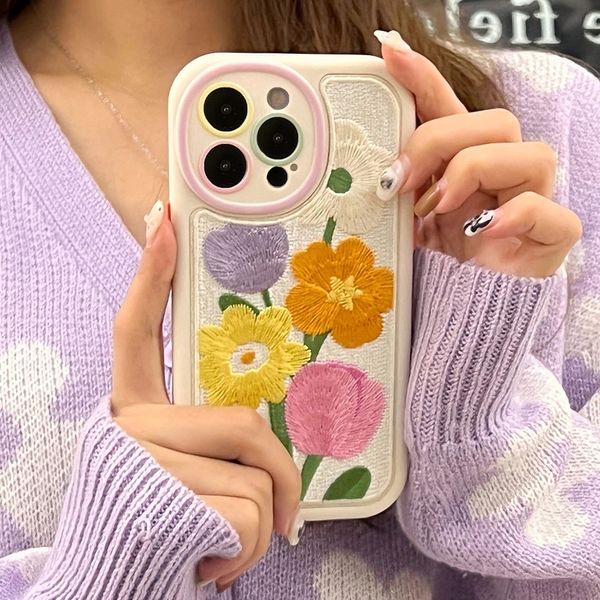Moda Nakış Çiçeği İPhone 14 için Kış Sıcak Telefon Kılıfı 13 12 12 11 Pro Max Renkli Yumuşak Şok geçirmez Kamera Koruma Kapağı