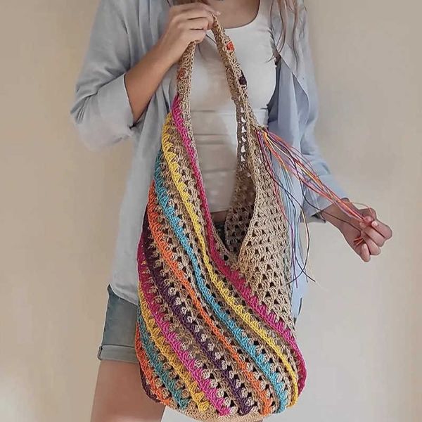 Bolsa de ombro listrada colorida para primavera e verão feminina de grande capacidade com fio de algodão feita à mão em crochê bolsa de praia bolsa de férias 230318