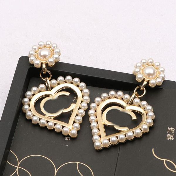 2 colori di lusso designer di marca stud geometriche donne famose perla a forma di cuore nappe placcato oro 18 carati argento 925 orecchino festa di nozze gioielli