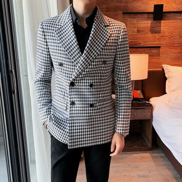 Мужские костюмы Blazers Spring British Style Double Breads Men Casual Slim Cust Jackets Свадебное дело Blazer Street Social Dress Coatsmen