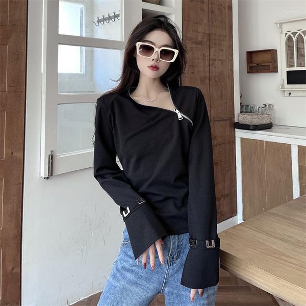 T-shirt da donna Lady Gothic Skew Collar Zipper T-shirt di base Camicia nera a maniche lunghe da donna 2023 Primavera Autunno Harajuku Mujer Top casual