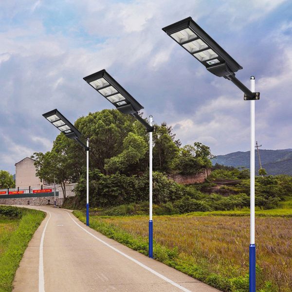 600W 500W 400W 300W 200W 100W Solar Street Light Radar Induction Sensor de indução ao ar livre Dusk-to-Dawn Uitastar