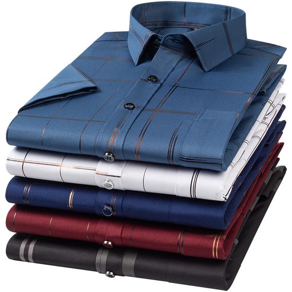 Camisas casuais masculinas Cirtas de manga curta de verão para homens estampagem de ouro poli-tester não resistente a rugas de ferro, moda casual top shirts 230321