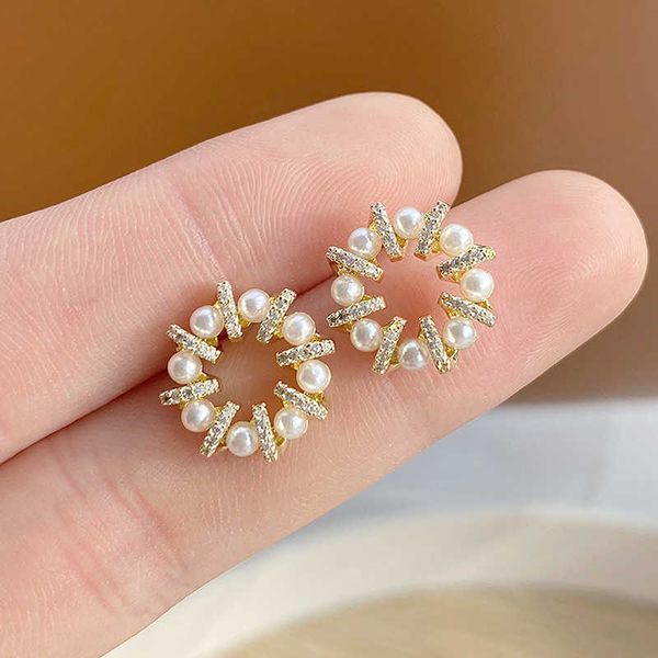 Fascino elegante semplice imitazione perla cerchio orecchino per le donne AAA zircone cubico Bella trasparente CZ orecchini pendente G230320