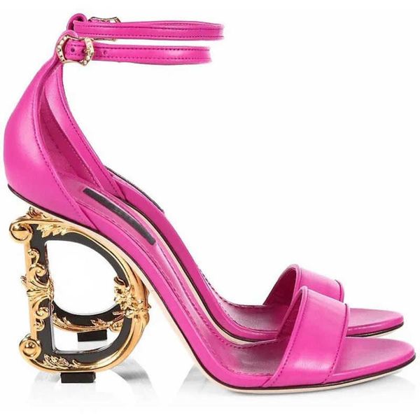 Роскошные Keira Women Sandal Shoes Golden Baroque High Heels Gold с золотоотверженным карбоновым свадебным платьем сексуальное насосы Eu35-43