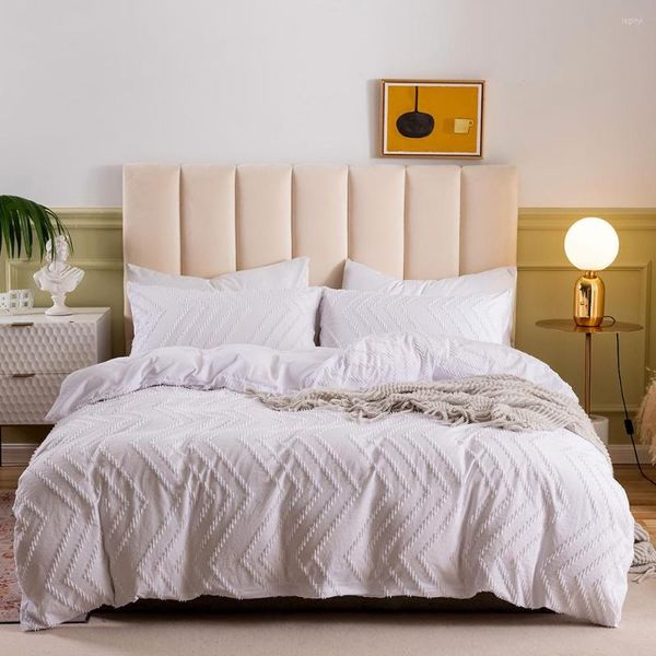 Set di biancheria da letto Set artigianale di fiori con taglio quadrato ondulato Sartoria geometrica Copripiumino bianco Tre pezzi con federe