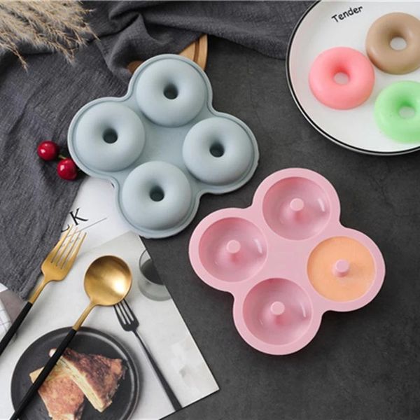 Kuchenform 4 Mulden Donut Kreative Kuchen Silikonform Home Küche Backblech Kochen Backformen Backen Werkzeuge Formen Pinsel