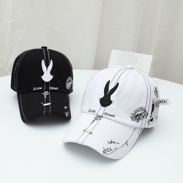 Snapbacks Trendy gleichen Stil Bugs Bunny Baseball Cap Männer und Frauen Outdoor-Sport Freizeit Wild Couple Sommer Sonnenschirm 230322