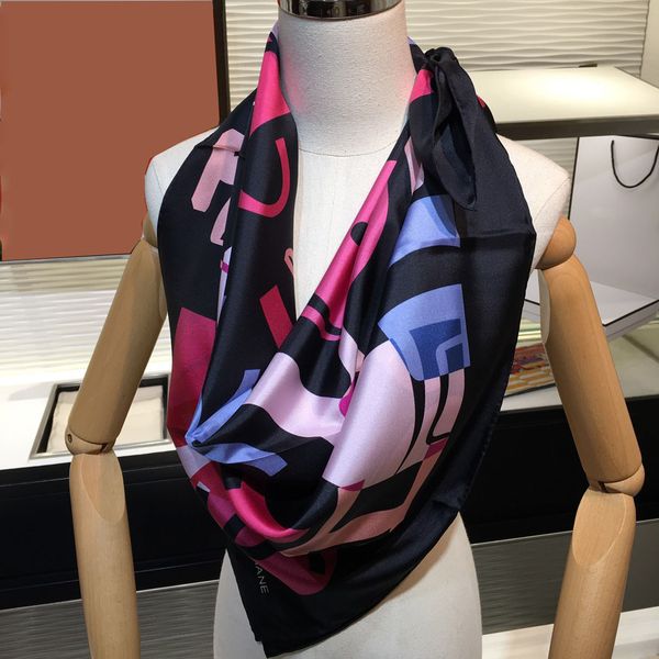 Роскошь дизайнеры буквы шарфы печатать цветочный шелковый шарф Шарф для женщин для женщин с длинной ручкой для сумки шарфы на плечо.