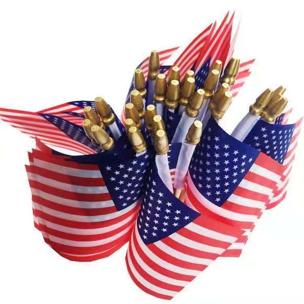 4x6 polegadas Spearhead Handheld American Stick Flag Pequeno EUA Bandeiras americanas em vara de madeira ponta de ouro decoração patriótica quarto de julho ao ar livre presidentes dia dos veteranos