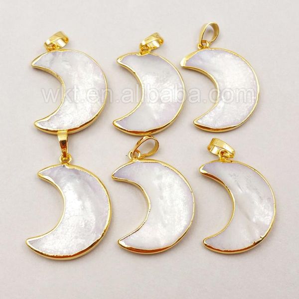 Charms WT-P1137 Ciondolo a forma di luna crescente con perle naturali su ordinazione all'ingrosso con finiture in oro piccolo per gioielli di modaCharms