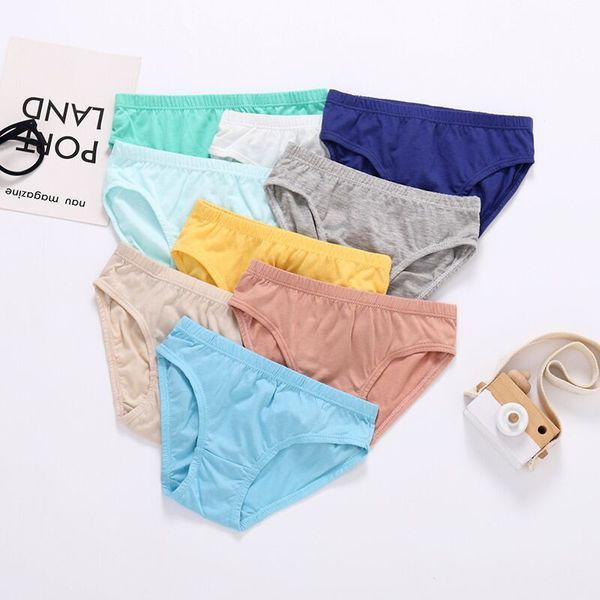 Mutandine 12 pezzi Lotto Colori casuali Ragazzi Solidi Slip per bambini Biancheria intima per bambini Pantaloncini Completo 110 Anni 230322