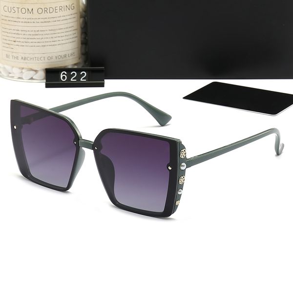 Óculos de sol Lens de lente Polaroid Carta feminina homem Óculos idosos sênior para mulheres Ópulos com óculos de metal vintage Metal Sun Glasses Grandes Square XWNS4