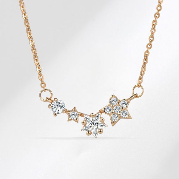 Stern-Halskette, weibliche Minderheit, Design, Sinn für Licht, luxuriös, schlicht, aushöhlen, Diamant, fünfzackiger Stern-Anhänger
