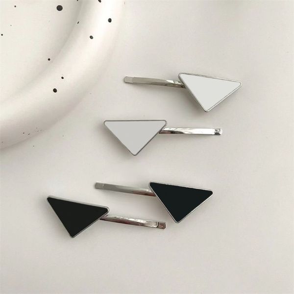 Metal -Side Triangle Hair Clips Designer Emaille Spezielle süße moderne Stil Teen Girls Haarnadelzubehör für Frauen Make -up ZB046 E23