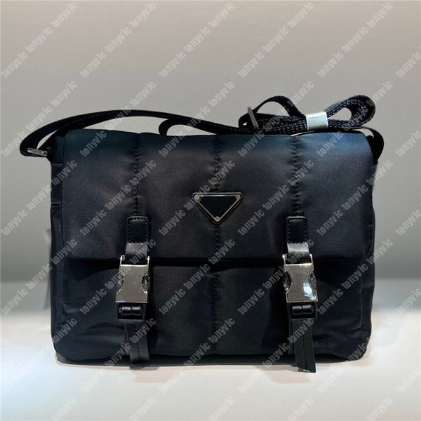 Tasarımcı Erkekler Cross Vücut Çantası Naylon Lüks Messenger Çantası Kadın Moda Günlük Crossbody Çantalar Unisex Fermuar ve Hasp Evrak Çekimi