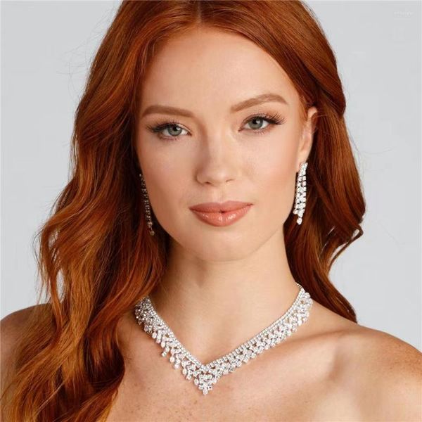 Choker Trend Lozenge Collana Orecchini Set Estetica Donna Accessori da sposa Dichiarazione African Piercing Gioielli da sposa Decorazione