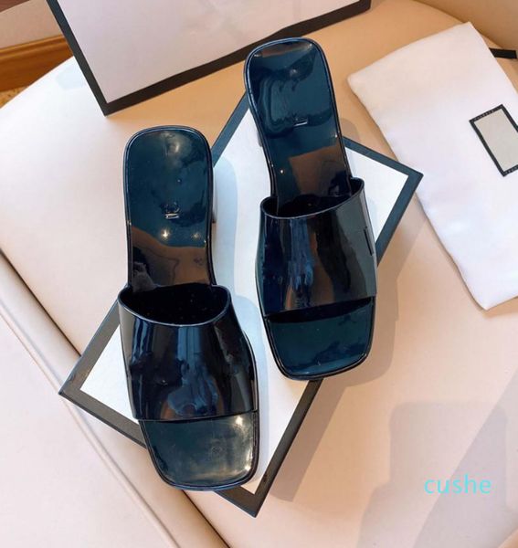2023 Designerin Frau Modeschuppen Plattform Alphabet Lady Sandalen Leder Gummi-Obst-Rutschen High Heel Slides Slipper Größe 35-41