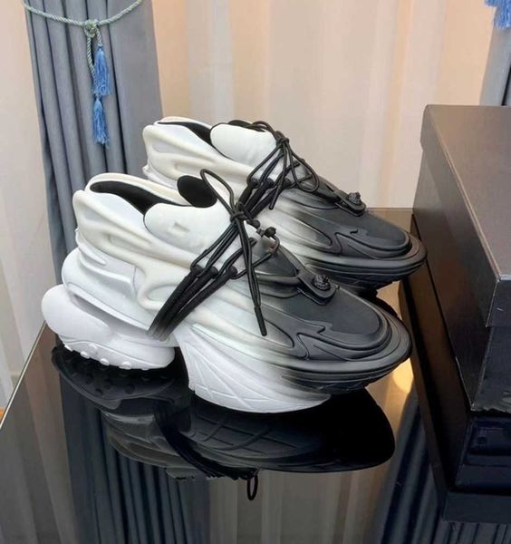 Оптовая 2022 Высочайшее качество Новейшие модные пулевые туфли Space Shoe Balmasa Мужчины Женщины Дизайнерская повседневная обувь UNICORN хлопок Metaverse Кроссовки Кроссовки