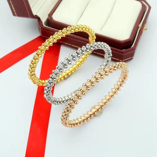 Bracciale europeo caldo Bracciale Designer Men Sonsele Chain Fashion Fashion Love Ladies Gold Bracciale Gioielli Luxuria Rivet Bracciale in oro rosa Classico Gioielli femminili