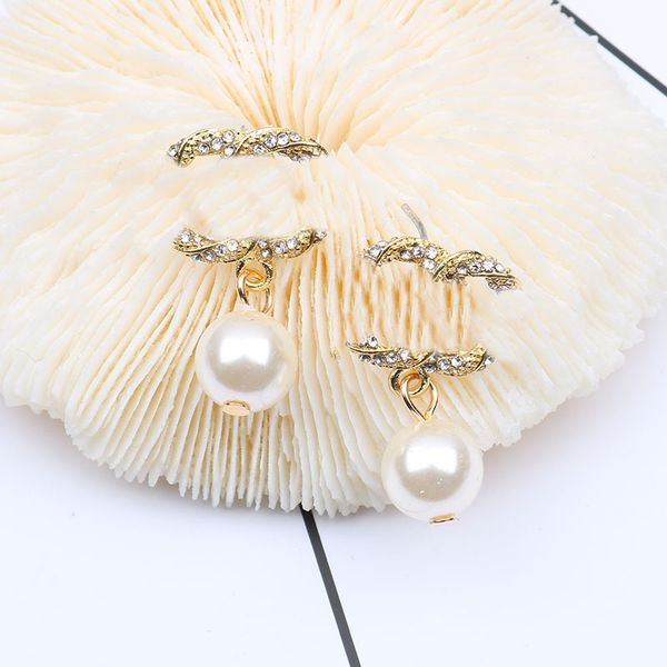 Moda di lusso classica Grandi orecchini di perle Designer Donna Doppia lettera Orecchini di diamanti Gioielli Regali di nozze da donna S925 Ago d'argento di alta qualità