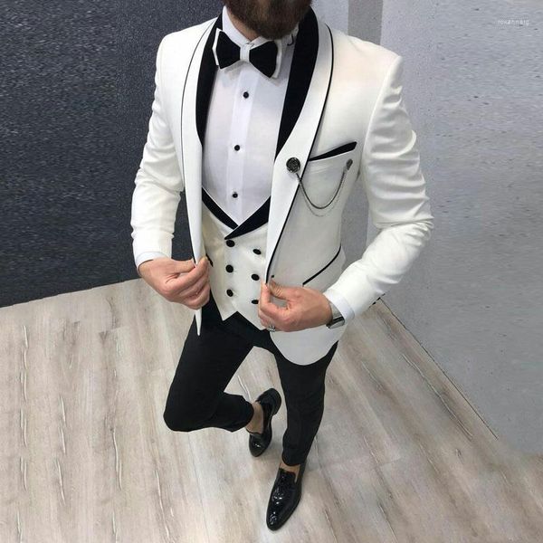 Ternos masculinos Blazers masculinos 2023 Tuxedos de Branco para Casamento Use Black Peaked Lapel Groomsmen Roupet Man 3 Peças Fantas