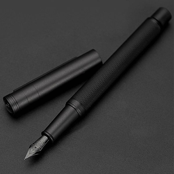 Canetas-tinteiro Matte Black Forest Fine Nib Design clássico com conversor e conjunto de caixa de metal material escolar material escolar 230323