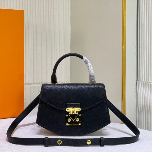 Yeni Kadın Çanta Tasarımcısı Omuz Çantası Crossbody Bag Klasik Dikiş Renk Tasarımı Alfabe Fan Yaratıcı Parti Seyahat Baget Çantası