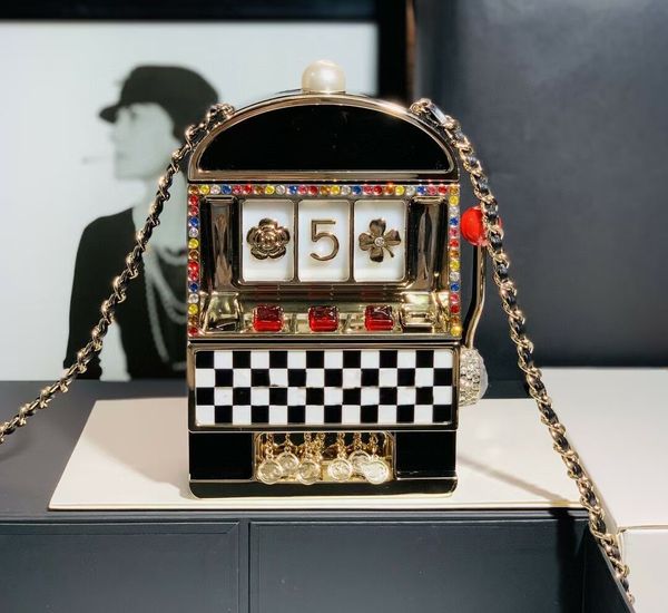 2024 Luxusdesigner Coco Minaudiere Tasche umfassen Slot Mahine Racking Helm B.Uble Woman Crossbody Mode Bags Mini Coin Handtasche CC Kette Abend