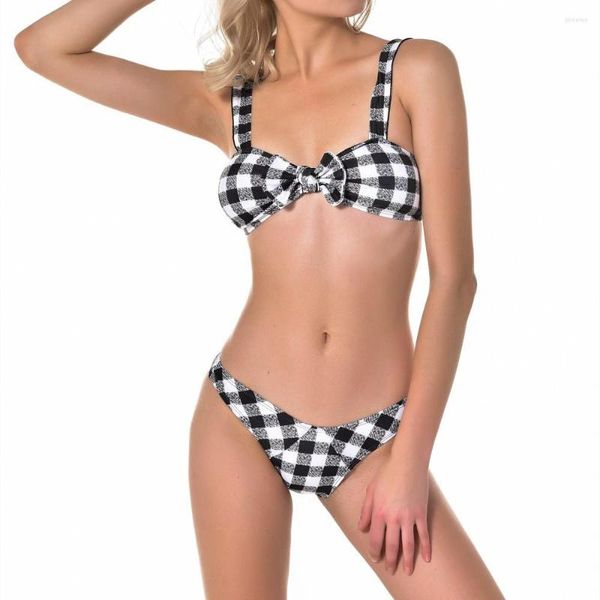 Costumi da bagno da donna Sexy bikini a scacchi in Europa e in America spinge verso l'alto il costume da bagno spaccato Dolce abbigliamento da spiaggia da coprire