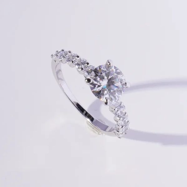 Solid 925 Sterling Silver Mosang Stones Diamond Ring (MS007-3CT) Quatro anéis de casamento de diamante simulados de garra