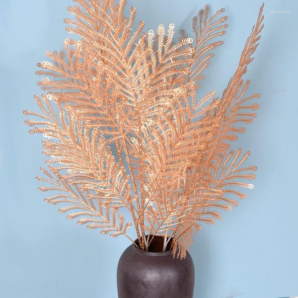 Fiori decorativi Imitazione Fiore Oro 5 Piume di pavone Foglia Yugali Accessori artificiali Disposizione sala nozze Decorazione Plastica