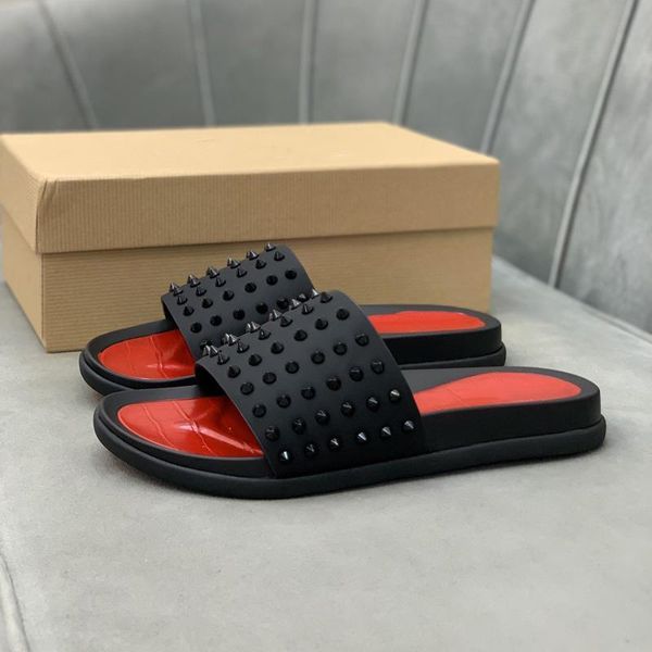 2023 Homens luxos Designers Spike Chinelos Flat Spikes Slide Sandália Masculino Clássico Verão Moda Casual Solado de Borracha Grosso Chinelo Tacos Deslizamento Plataforma Mules sapatos