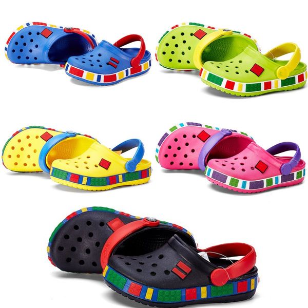 Детские сандалии дизайнер малышей Croc Hole Slippers Clog мальчики девочки пляжная обувь. Случайная молодежная молодежная детская скользящая шлам