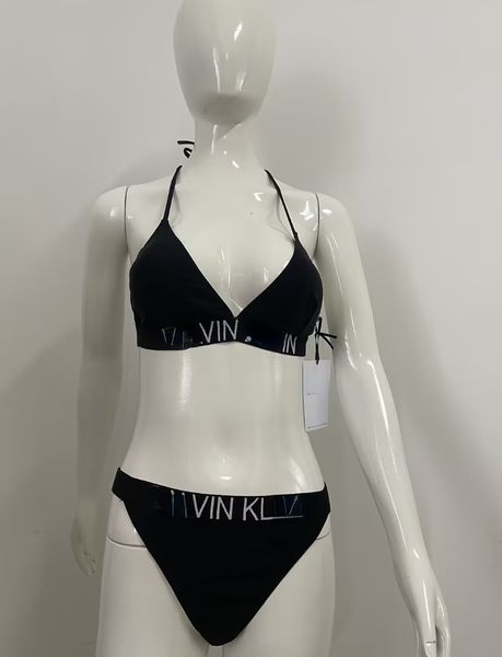 Set di reggiseni da donna Marchio Lettera Ricamo Nero Bikini sexy T-back Intimo Costumi da bagno Spiaggia