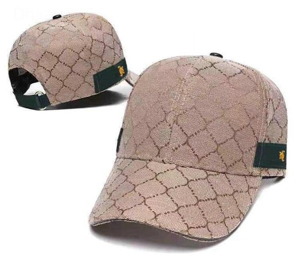 Letra Bordado Itália Baseball Cap da moda de luxo Mulheres viajam com a marca de pato curvo Snapback Leisure Leisshade Designer Hat Hat Ball Caps Street Casquette G-42