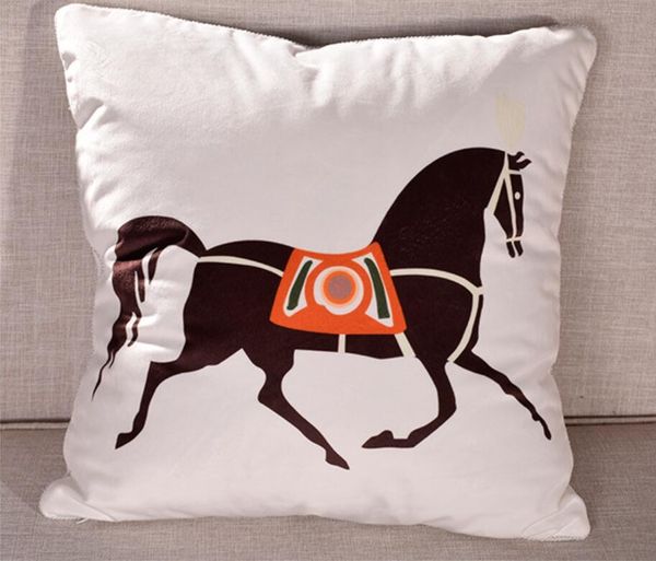 2023 Nova marca Modern Cotton Bordery Horse Luxury Decorative Pillow Caso