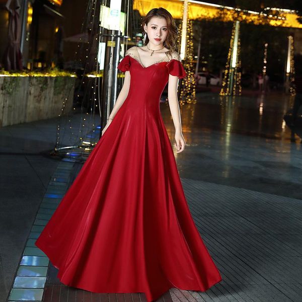 Abbigliamento etnico Abito da ballo cinese Elegante sposa Festa di nozze Cheongsam con spalle scoperte Abiti da sera lunghi