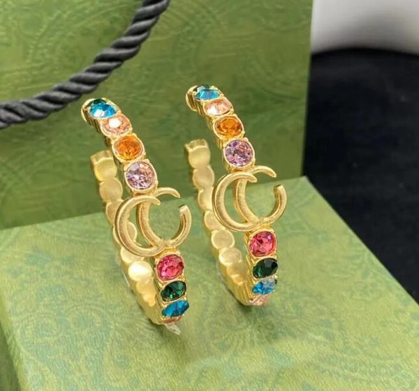 2023 New Hoop Color Diamond Hoop Huggie Brincos Aretes Orecchini Personalidade de moda Brincos de grande círculo de festas femininas jóias de designer de festas