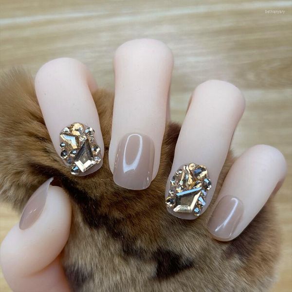 Falsche Nägel kurzes Eis transparente Kaffeefarbe Maniküre Champagner Full Diamond Nail Accessoires gefälschte Kleberzubehör realistisch