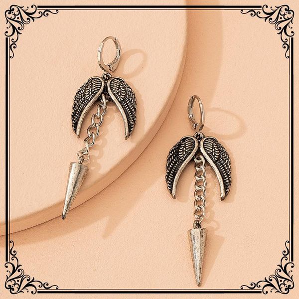 Ciondola gli orecchini Angel Elf Wing Stud For Man Cool Grunge Dark Hip Hop Punk Street Long Jewelry Fashion Accessori gotici Commercio all'ingrosso