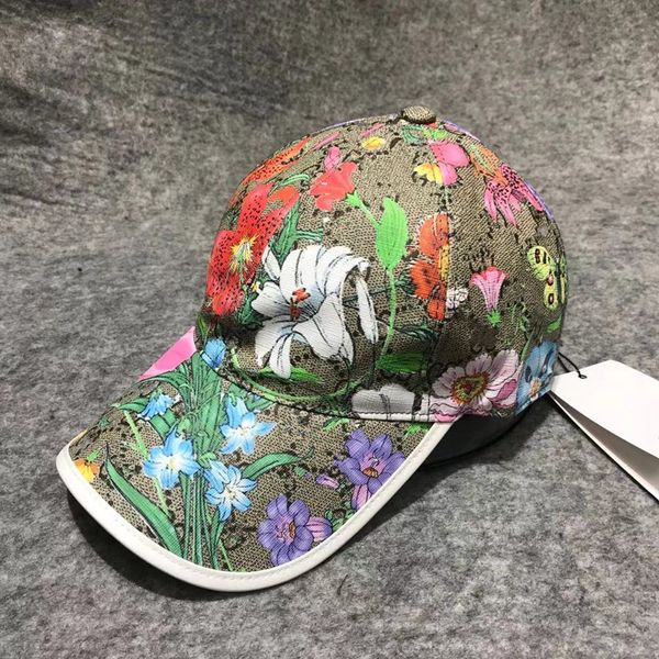 Tasarımcı Erkek Beyzbol Kapakları Kadın Marka Tiger Kafa Şapkaları Arı Snake İşlemeli Kemik Erkek Kadınlar Casquette Sun Hat Gorras Sport