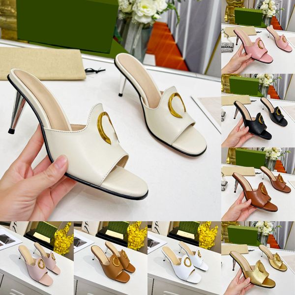Pantofola di design Sandalo in pelle da donna Scivolo con tacco in metallo Scivoli con tacco medio Decorato in oro Scarpe eleganti casual estive