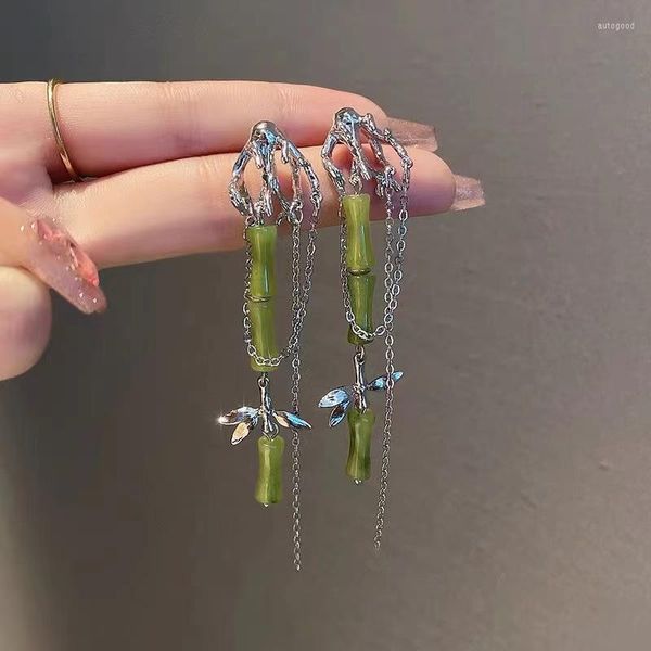 Orecchini pendenti con frange di bambù verde lungo per le donne Gioielli fortunati Accessori in stile cinese Foglia di nozze per feste