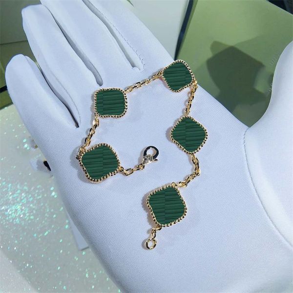 Новый Lucky Van Clover Clover Designer Designer Jewelry Set Set Uneflace Bracelet Shue Serging Золотая серебряная мать перла
