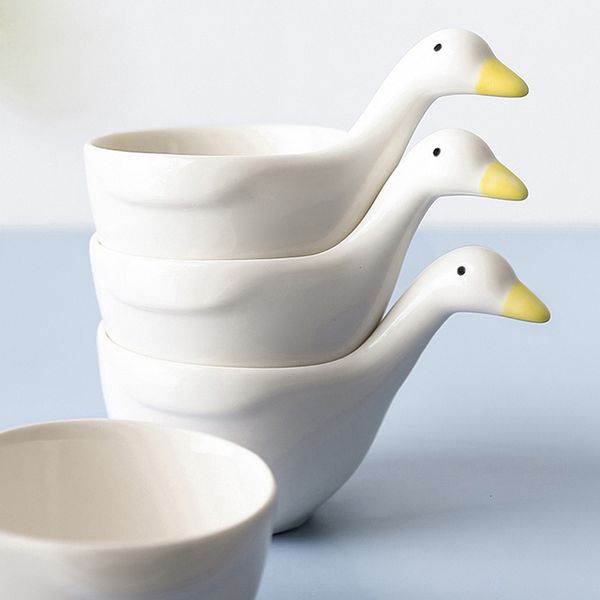 Set di stoviglie Simpatiche ciotole per anatre Piatti in porcellana bianca per condimenti di soia in cartone animato Piatti in ceramica per condimenti Snack da cucina Piatto per salsa di pomodoro 230327