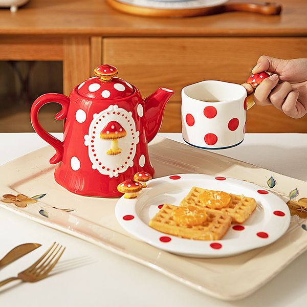 Bicchieri da vino Fungo carino Tazza in ceramica Teiera Bollitore resistente al calore Home Set Colazione Latte Caffè Utensili da tè 230327