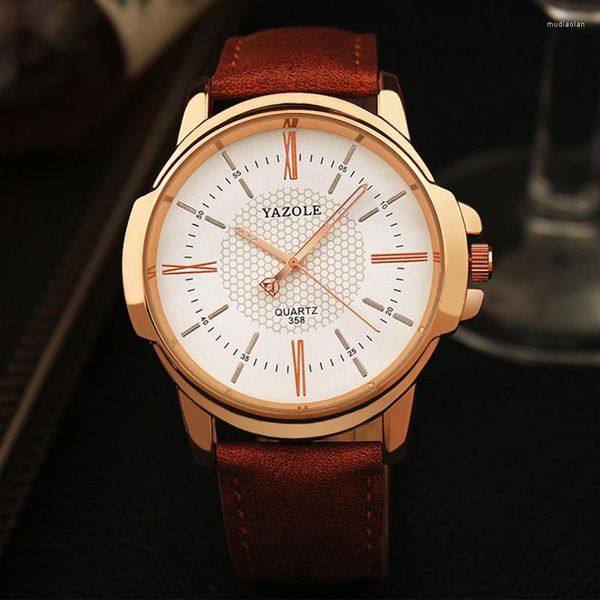 Avanadores de punho 2023 Yazole Watch Mens relógios Top Rose Gold Men Leather Band Analog Quartz Mannen Horloge